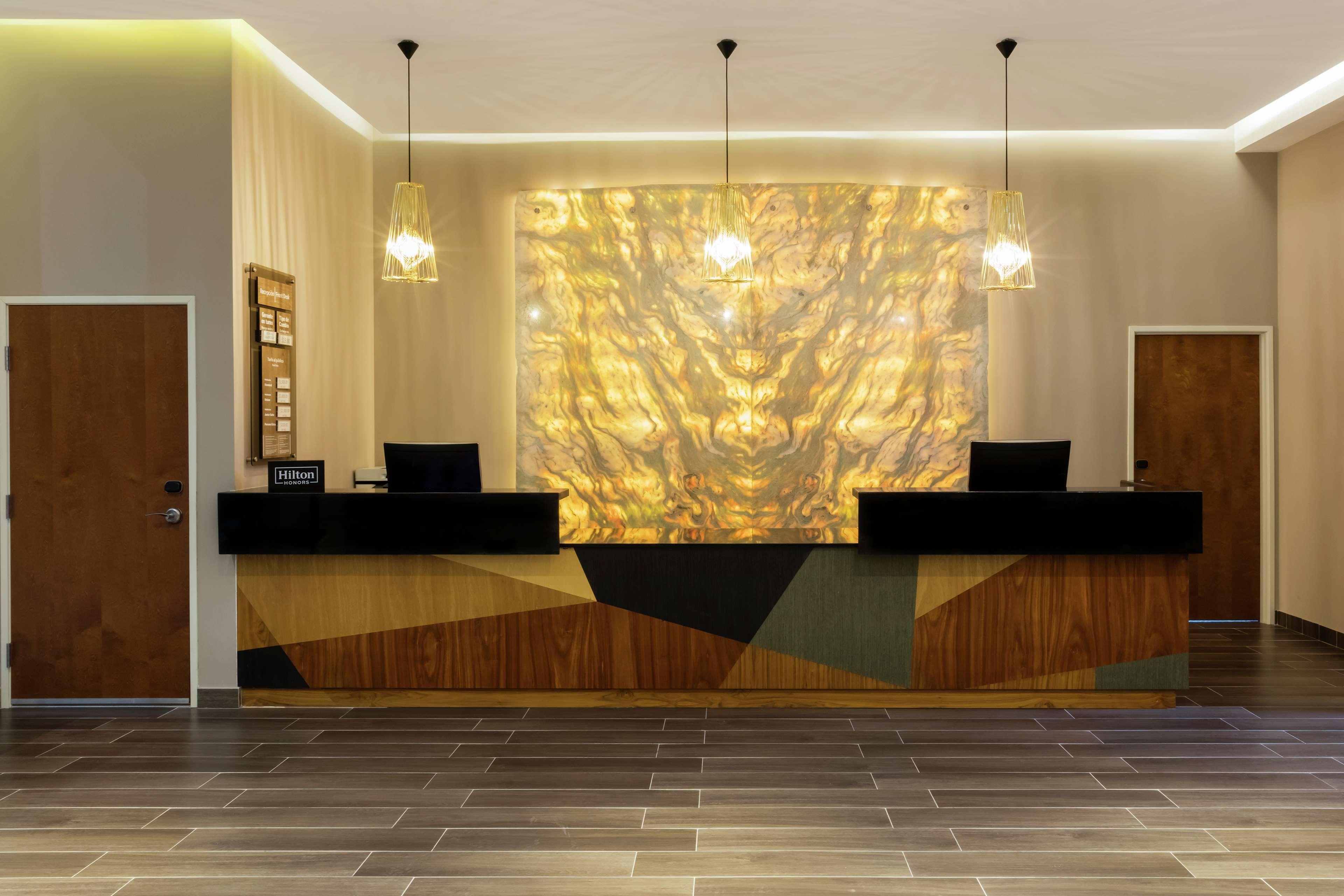 Hilton Garden Inn Саламанка Екстер'єр фото
